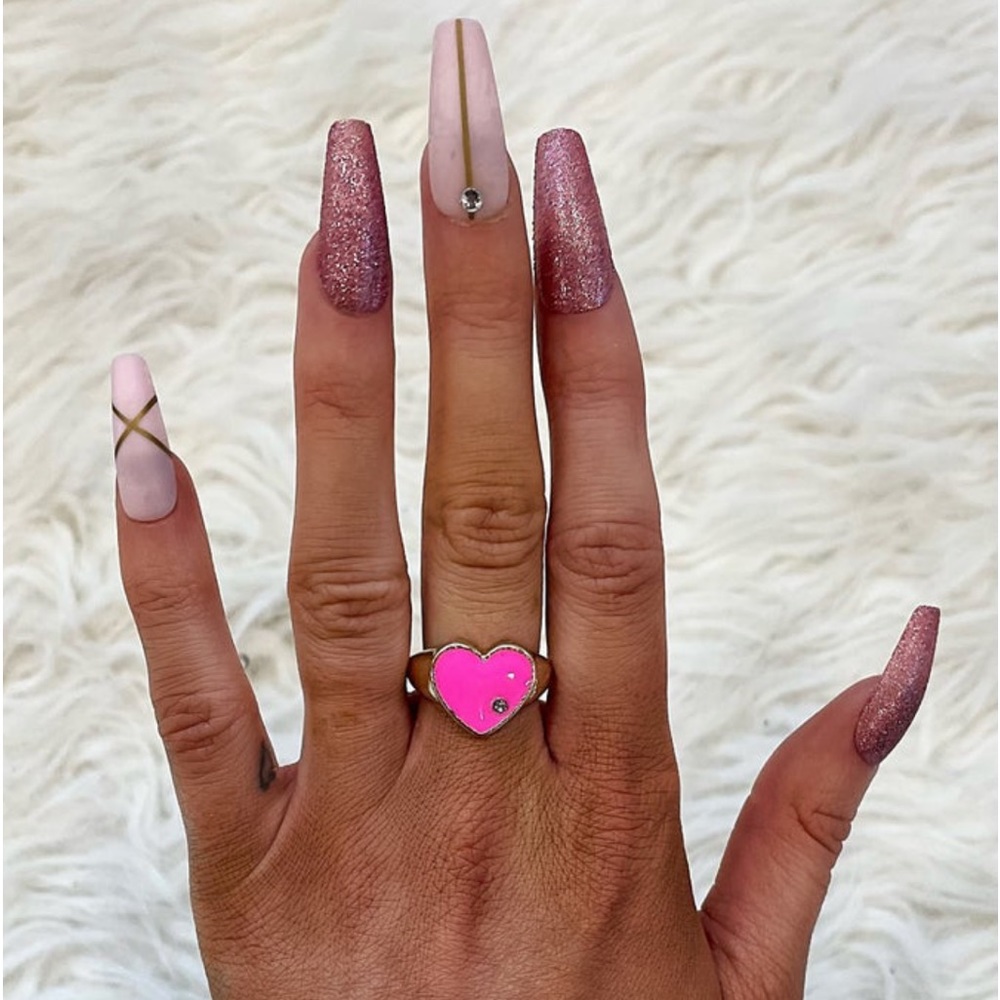 🆕🌿🩷LAUREN KENZIE: PINK HEART Ring SIZE 7